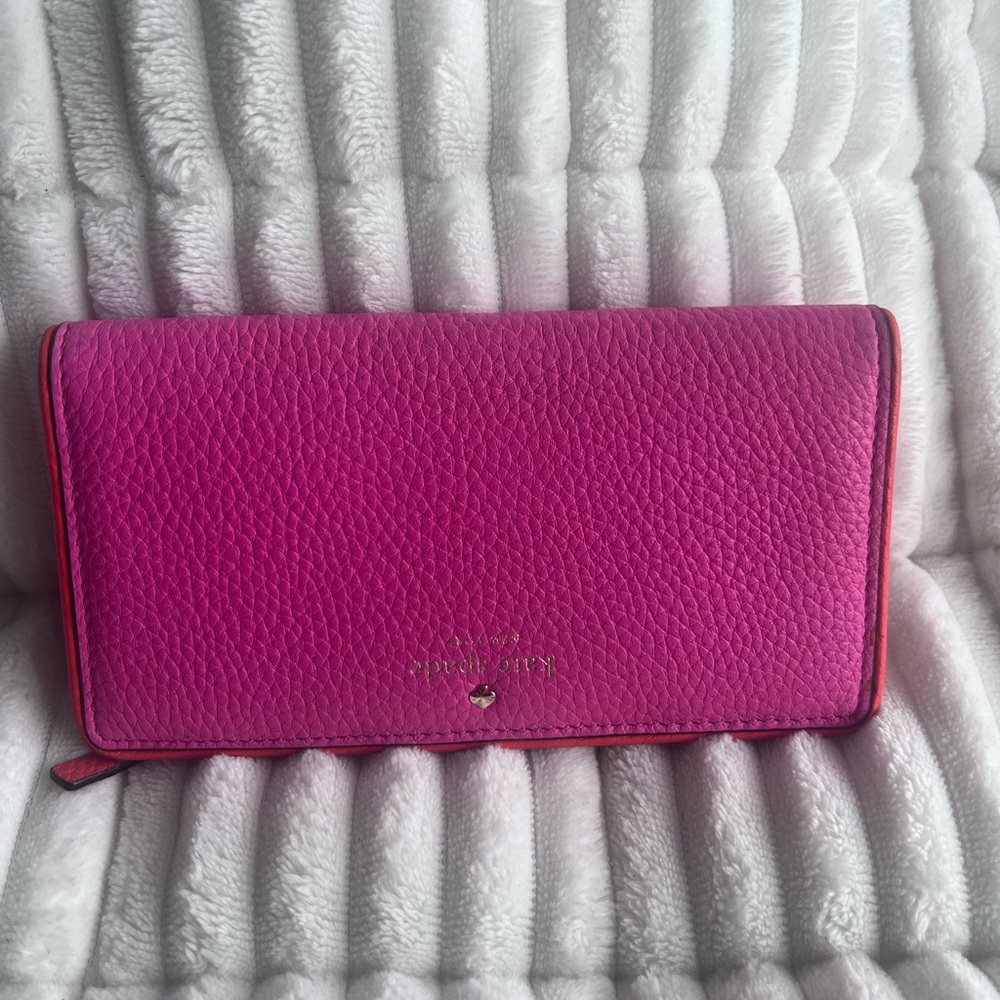 Kate Spade Pebbled Leather Wallet